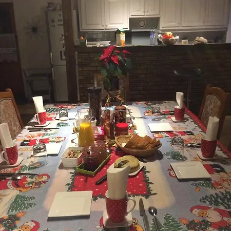 Au Parc Aux Lievres *