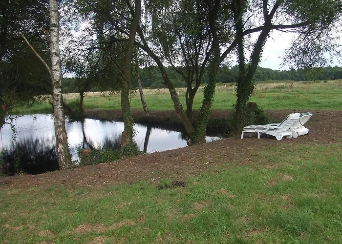 Au Parc Aux Lievres فندق مبيت وإفطار *