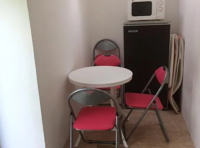 Au Parc Aux Lievres فندق مبيت وإفطار لا فْلوش